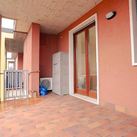 Apartment House 39 - Silkeys *